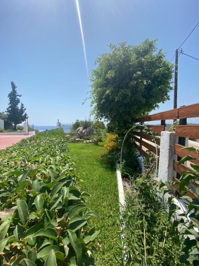 Maria Anastasia Studios Τραπεζάκι Εξωτερικό φωτογραφία