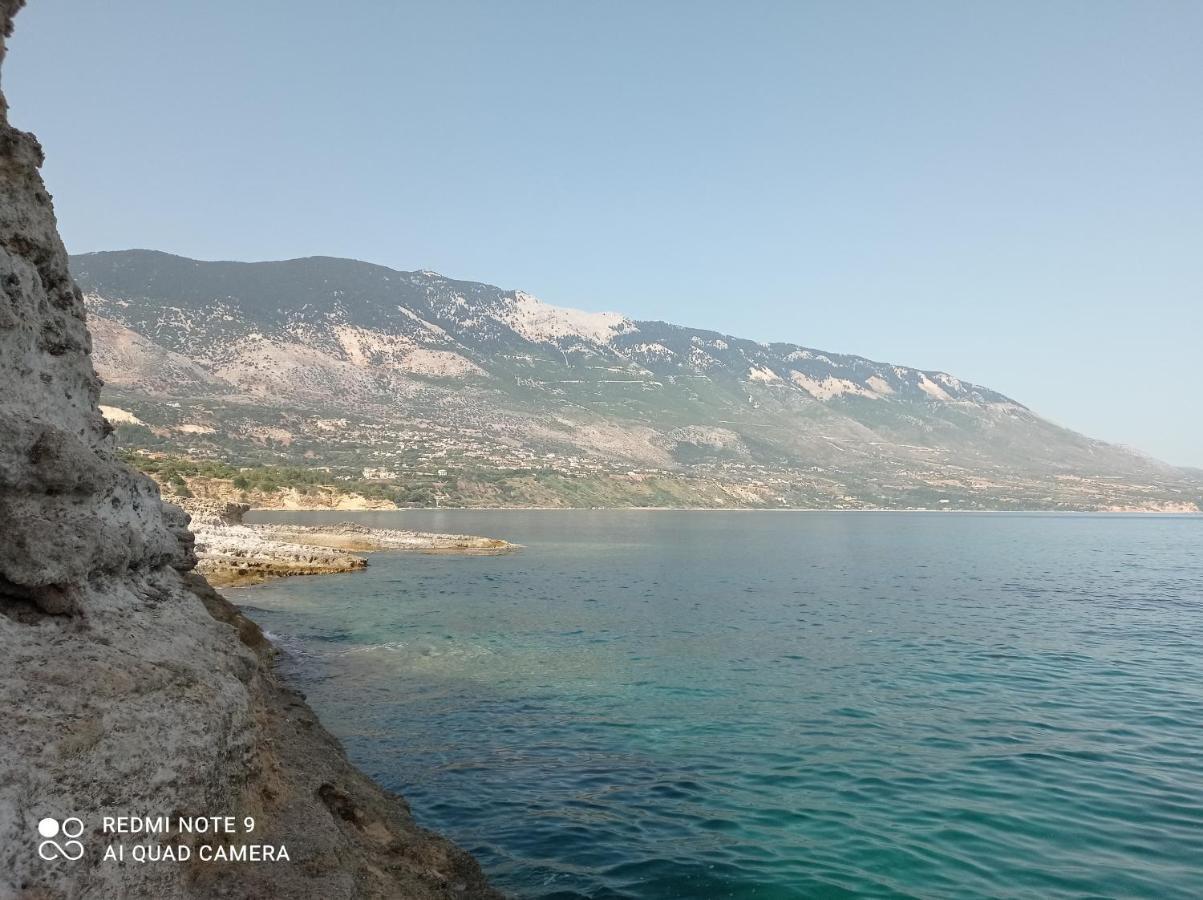 Maria Anastasia Studios Τραπεζάκι Εξωτερικό φωτογραφία