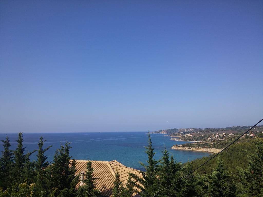 Maria Anastasia Studios Τραπεζάκι Δωμάτιο φωτογραφία