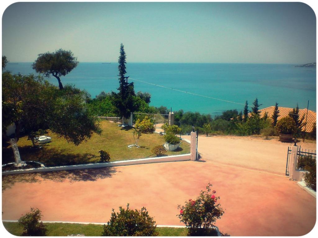 Maria Anastasia Studios Τραπεζάκι Εξωτερικό φωτογραφία